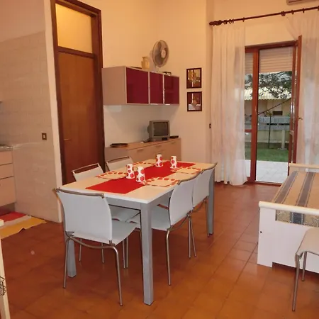 Condominio Carina Bibione Exterior foto