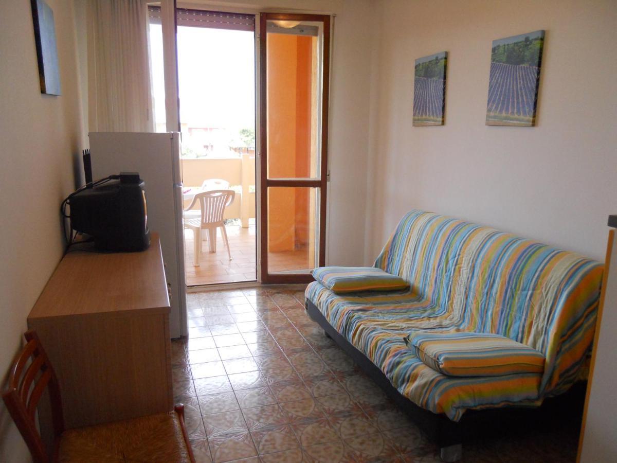 Carina Apartment *